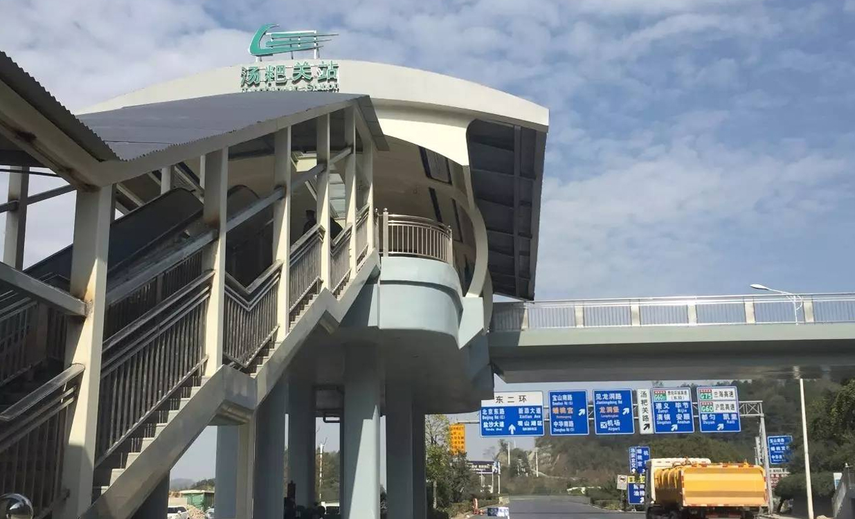 贵阳市BRT快速公交工程项目.jpg